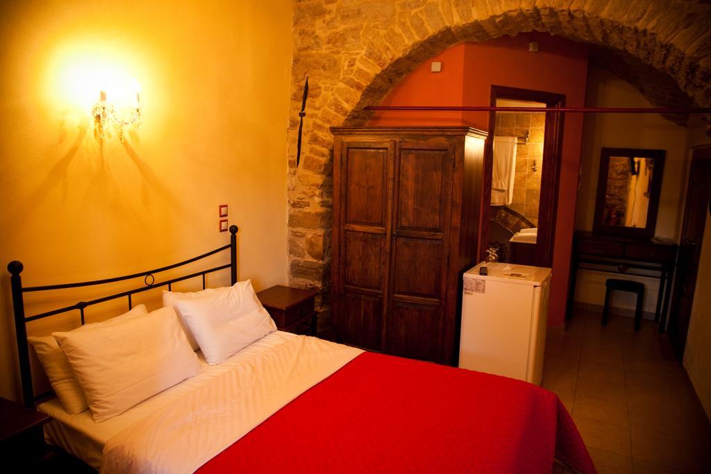 Mouzaliko Guesthouse Mansion Kampochora  Rom bilde